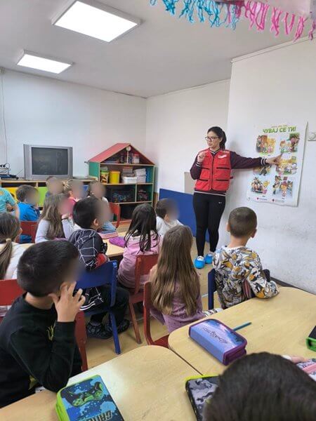 M Volonteri Crvenog Krsta Niš Održali Radionice Druženje Sa Mišom I Mašom 1