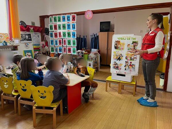 M Volonteri Crvenog Krsta Niš Održali Radionice Druženje Sa Mišom I Mašom 8