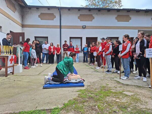 M Gradsko Takmicenje U Pruzanju Prve Pomoci 30